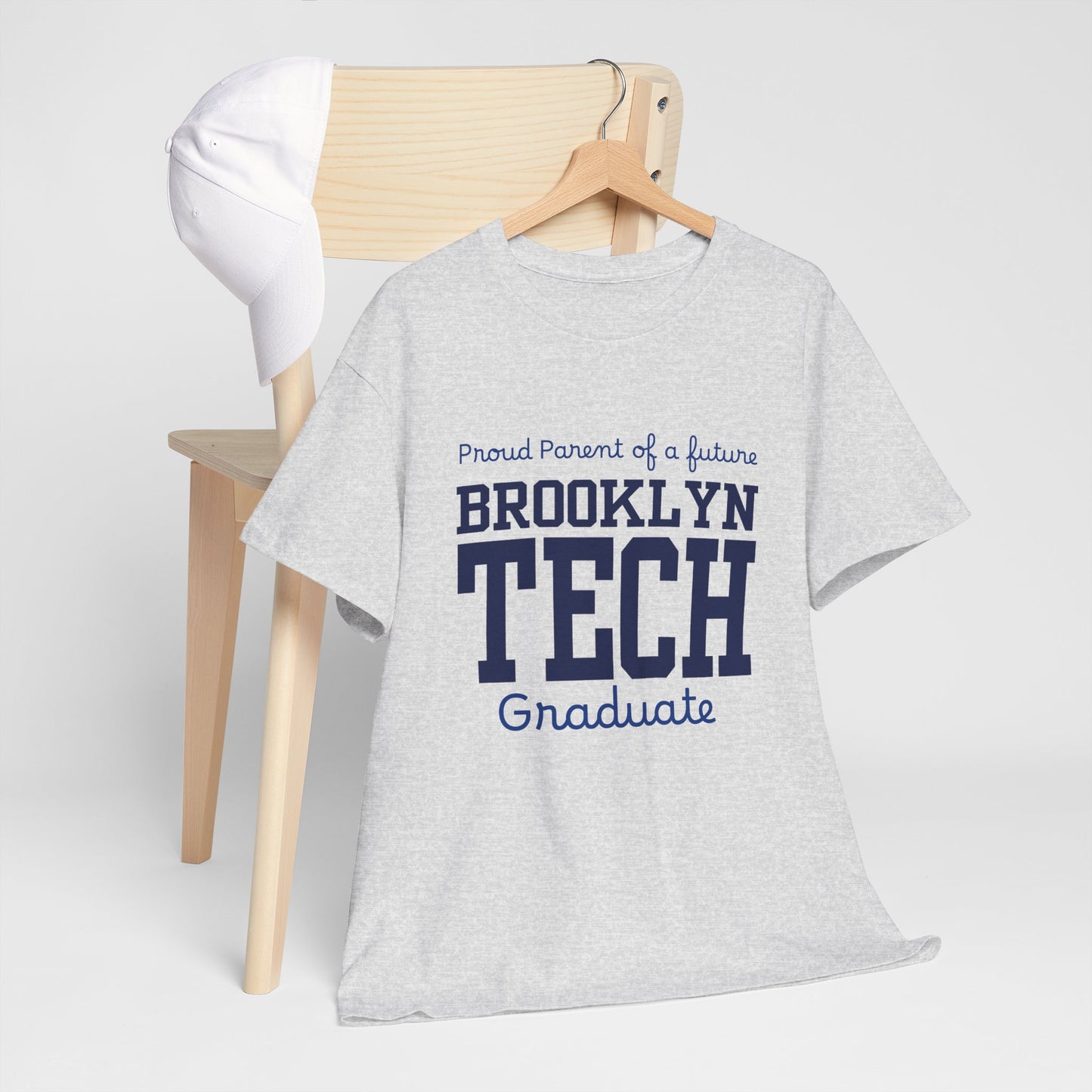 Family - Proud Parent Of A Future Graduate - Men's Heavy Cotton T-Shirt