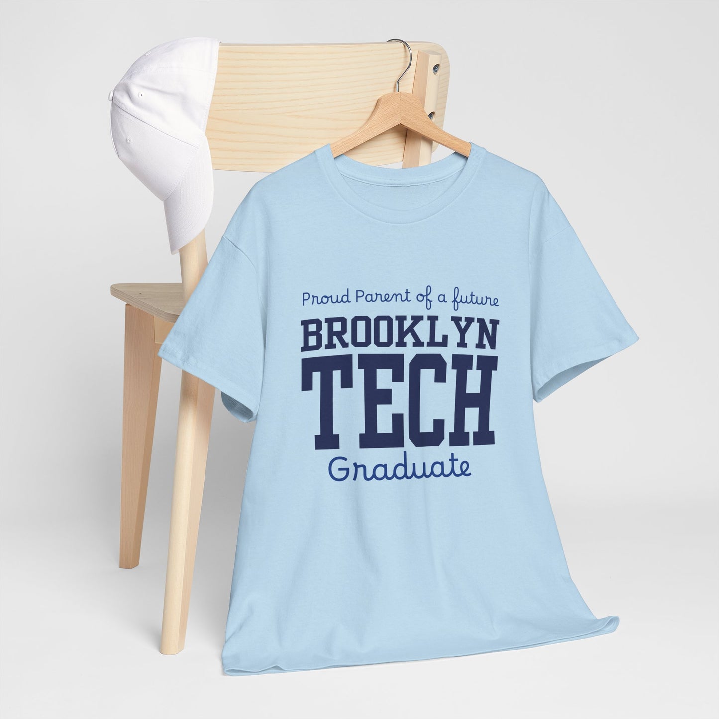 Family - Proud Parent Of A Future Graduate - Men's Heavy Cotton T-Shirt