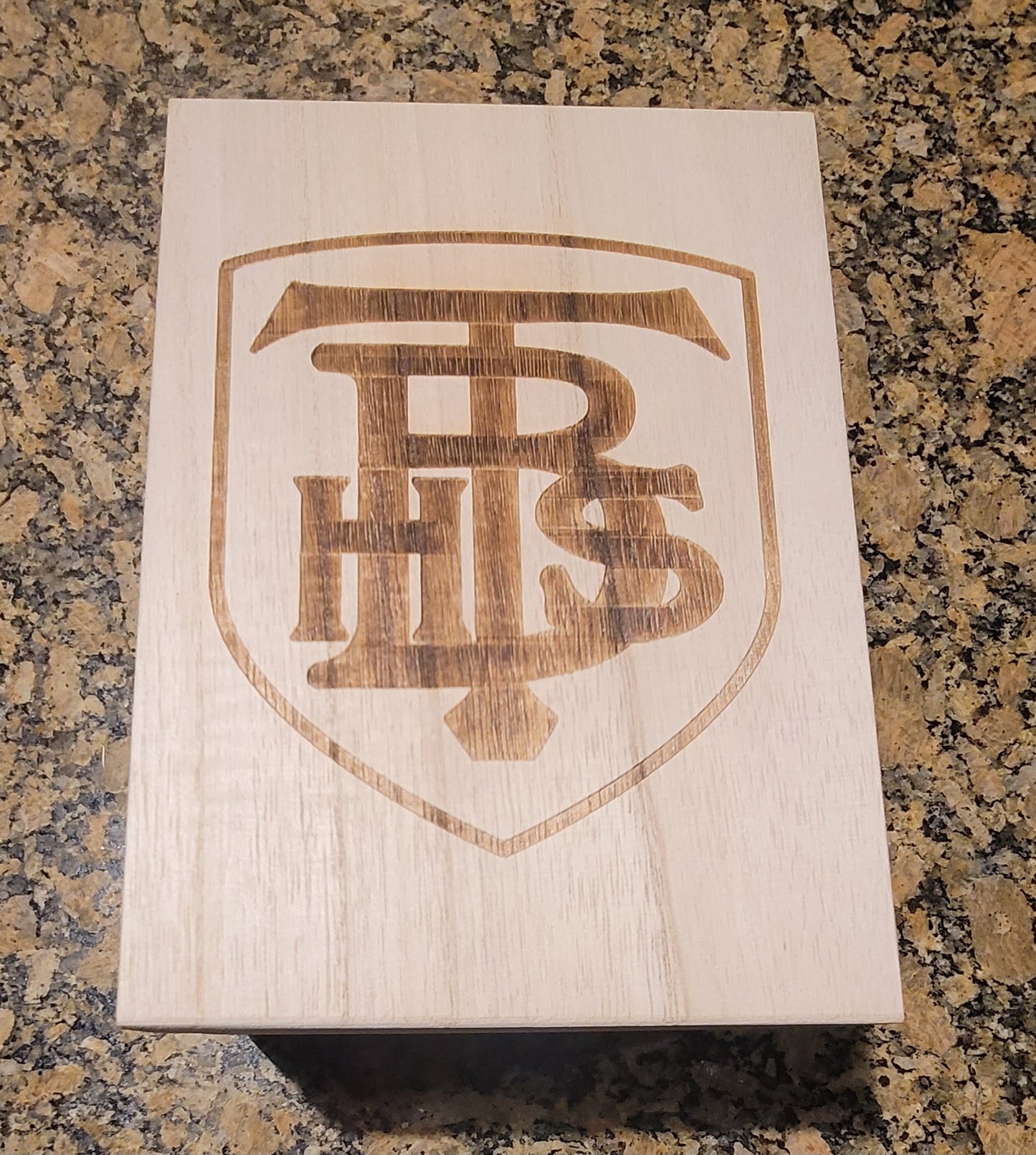 Homecoming Premium Item - Engraved Whiskey Glass Gift Box With Stones - Single Glass