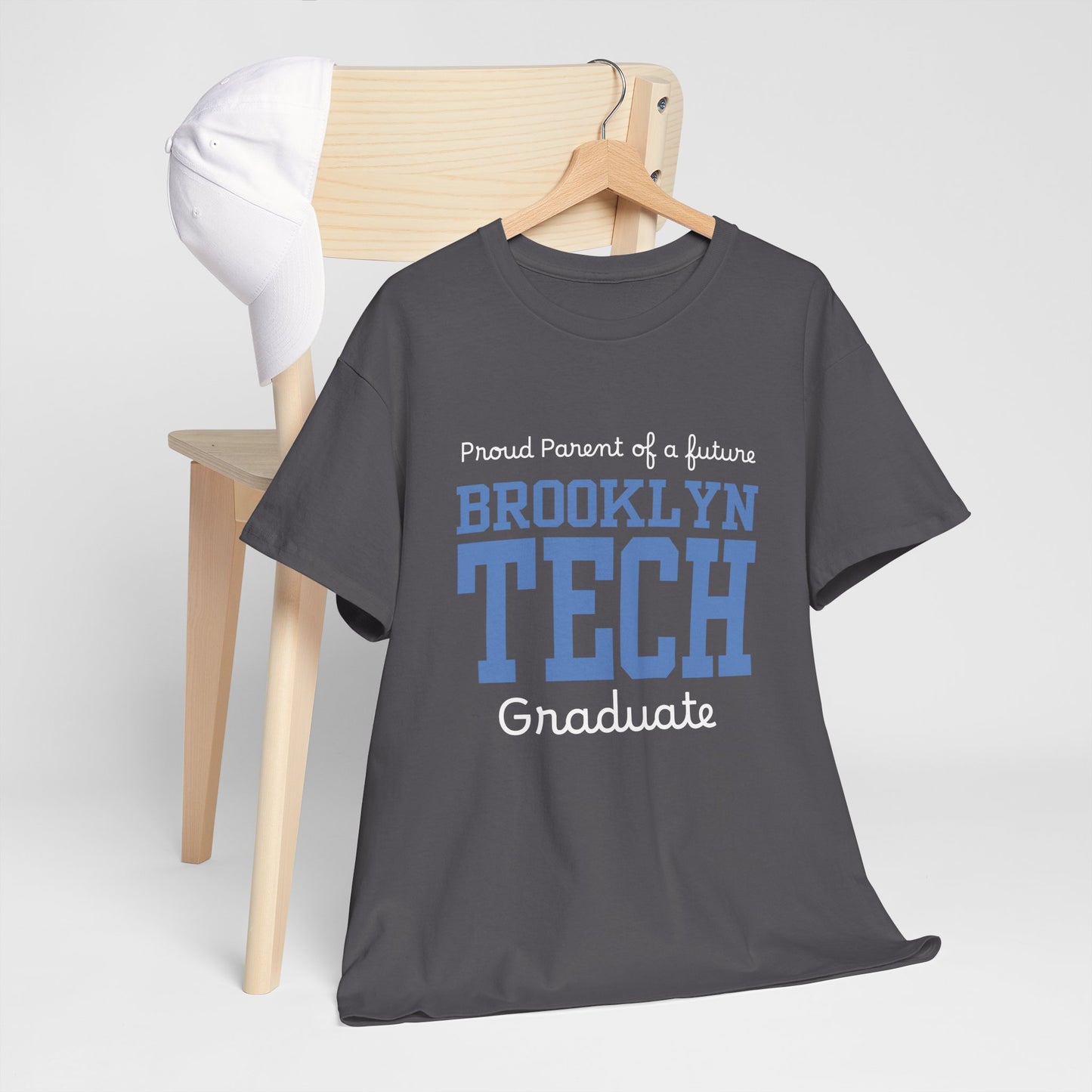 Family - Proud Parent Of A Future Graduate - Men's Heavy Cotton T-Shirt