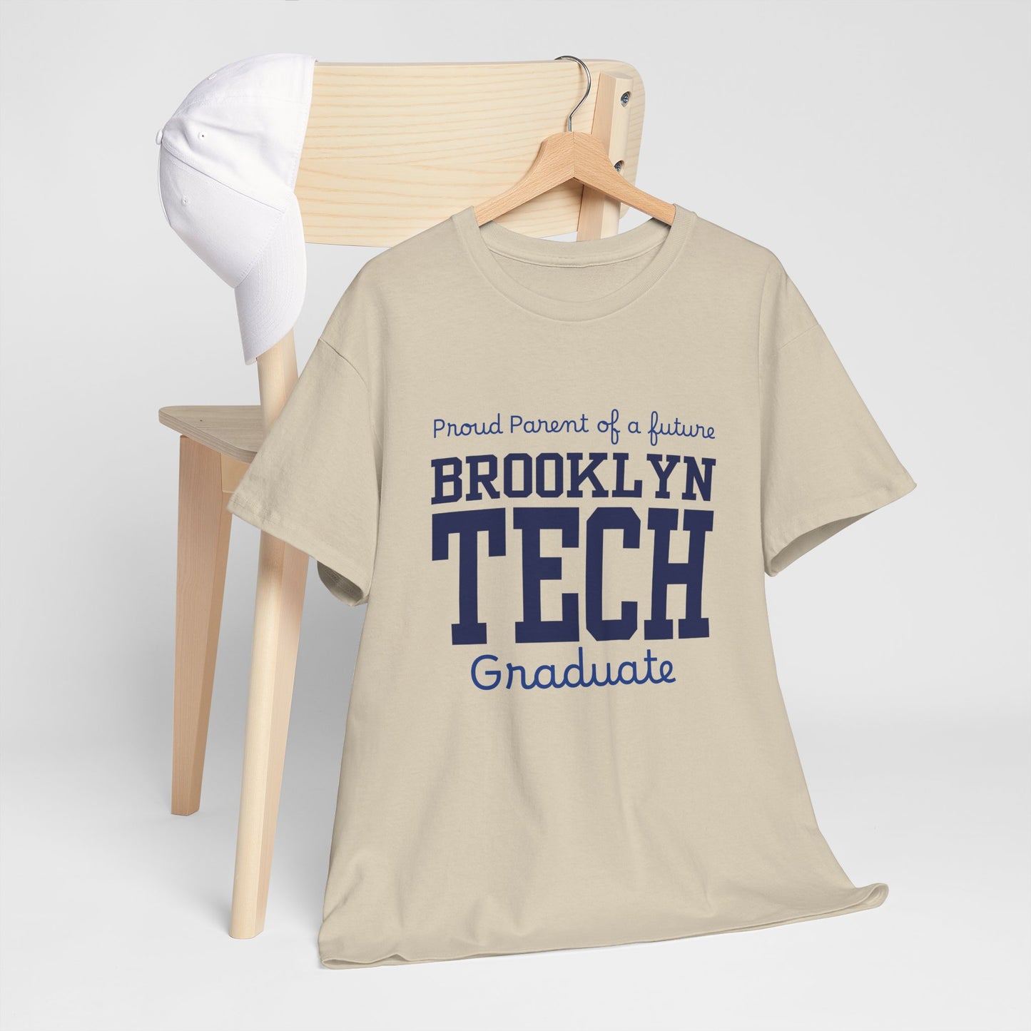 Family - Proud Parent Of A Future Graduate - Men's Heavy Cotton T-Shirt