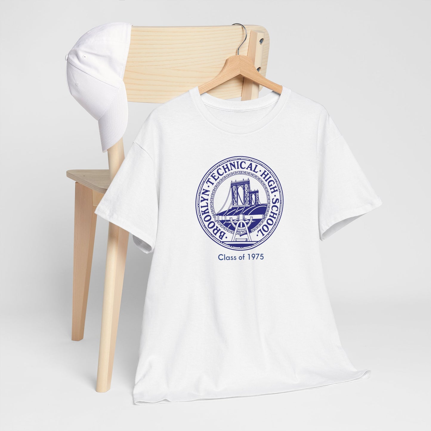 Classic Tech Logo - Class Of 1975 - Men's  Heavy Cotton T-Shirt