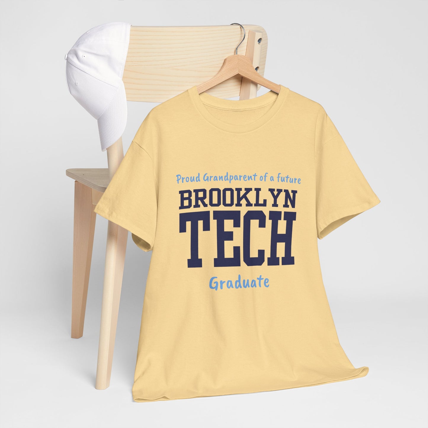 Family - Proud Grandparent Of A Future Graduate - Men's Heavy Cotton T-Shirt