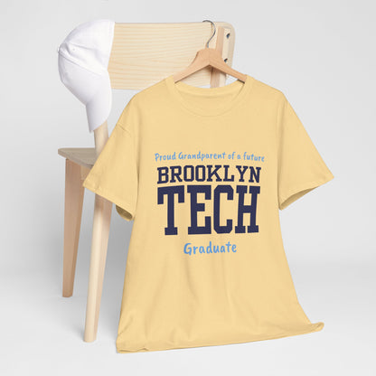 Family - Proud Grandparent Of A Future Graduate - Men's Heavy Cotton T-Shirt